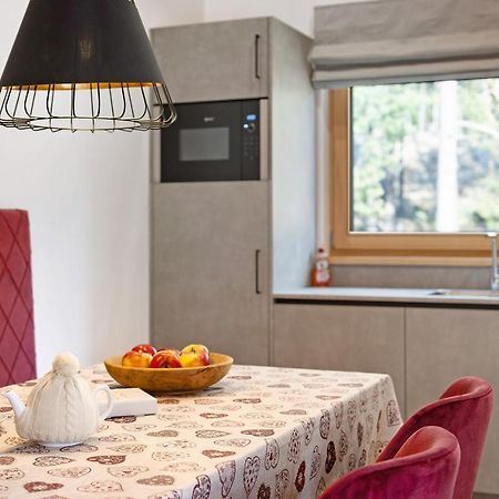 Les Ciases Chalets Dolomites Apt 5 San Vigilio Di Marebbe Exterior photo