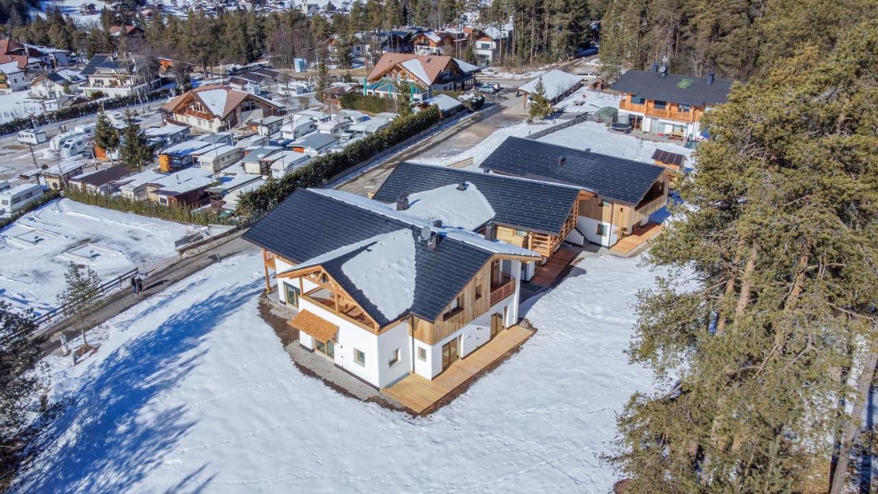 Les Ciases Chalets Dolomites Apt 5 San Vigilio Di Marebbe Exterior photo