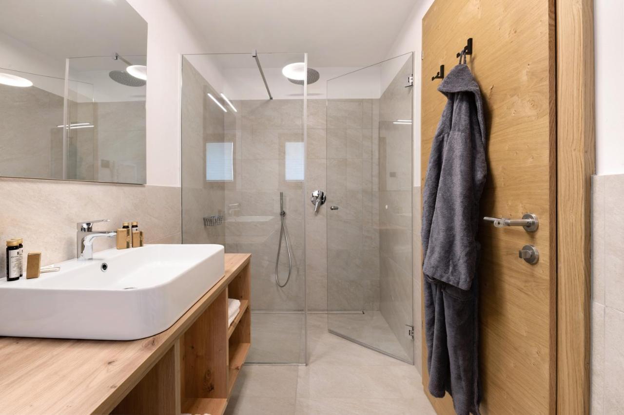 Les Ciases Chalets Dolomites Apt 5 San Vigilio Di Marebbe Exterior photo